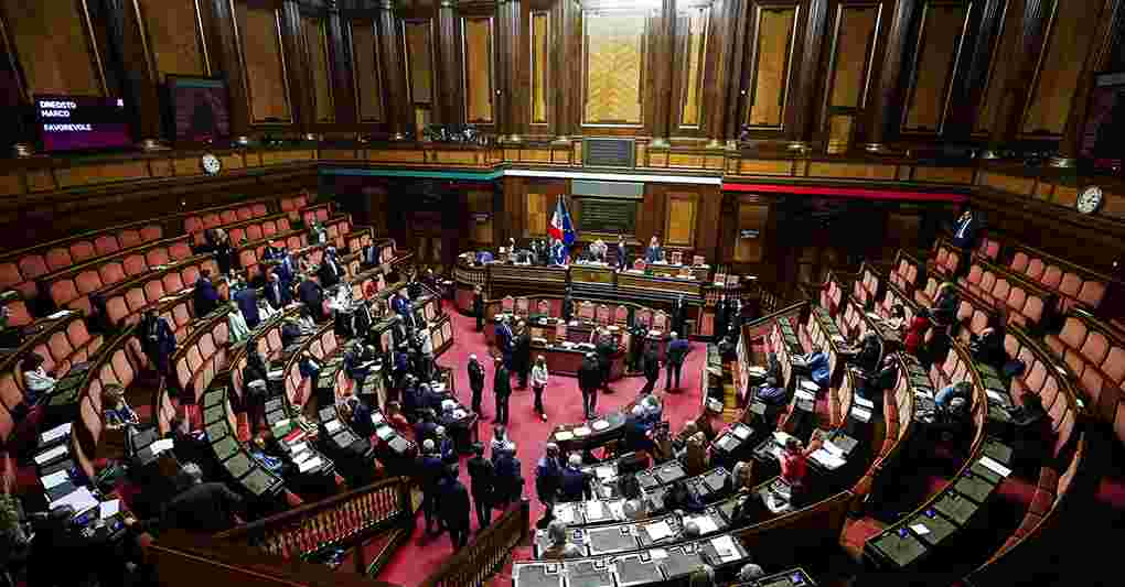 https://i2.res.24o.it/radio24/assets/img/Radio24/_Immagini/2025/10/ansa-091025-senato.jpg