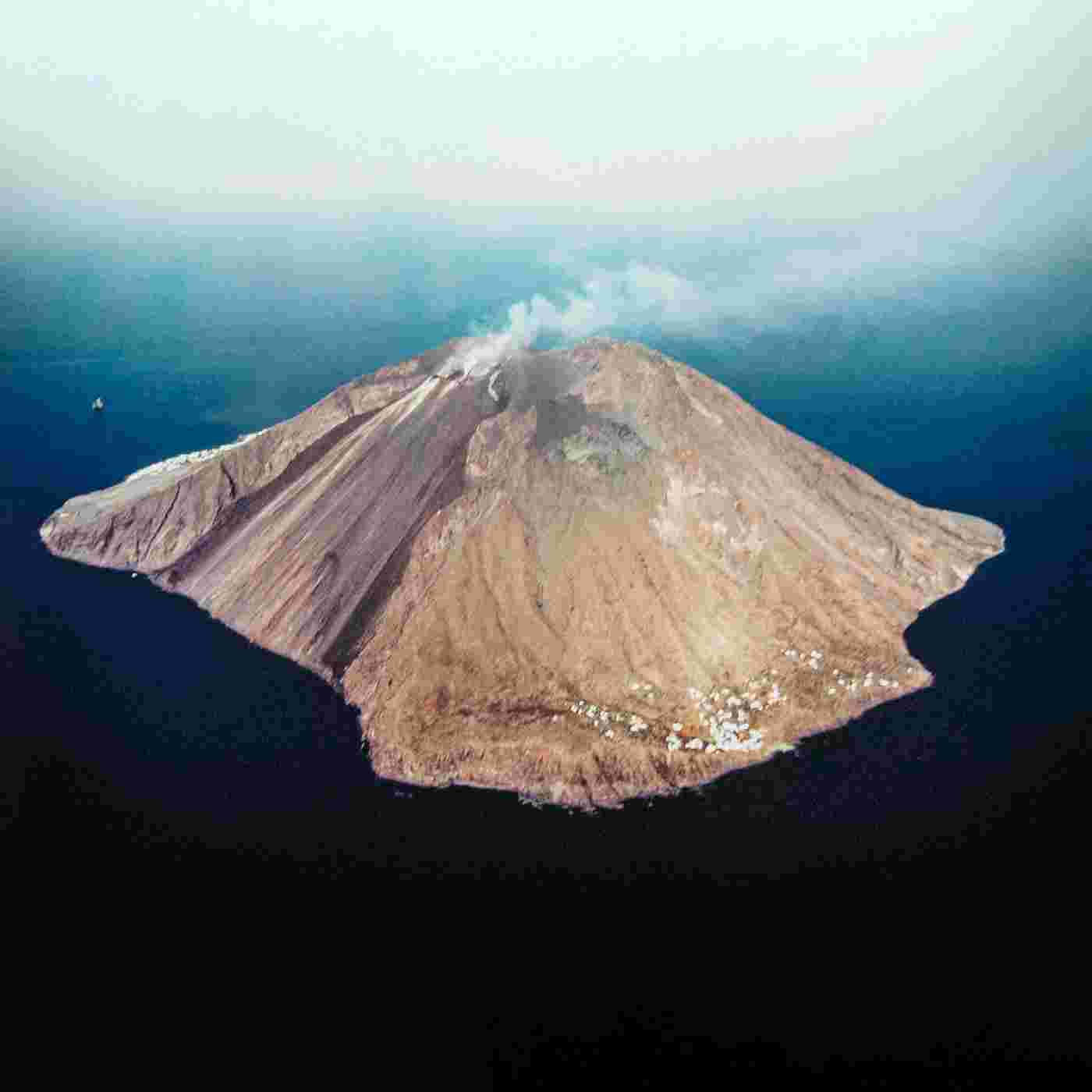 https://irvic.com/media/covers/2010-01-01-stromboli.jpg