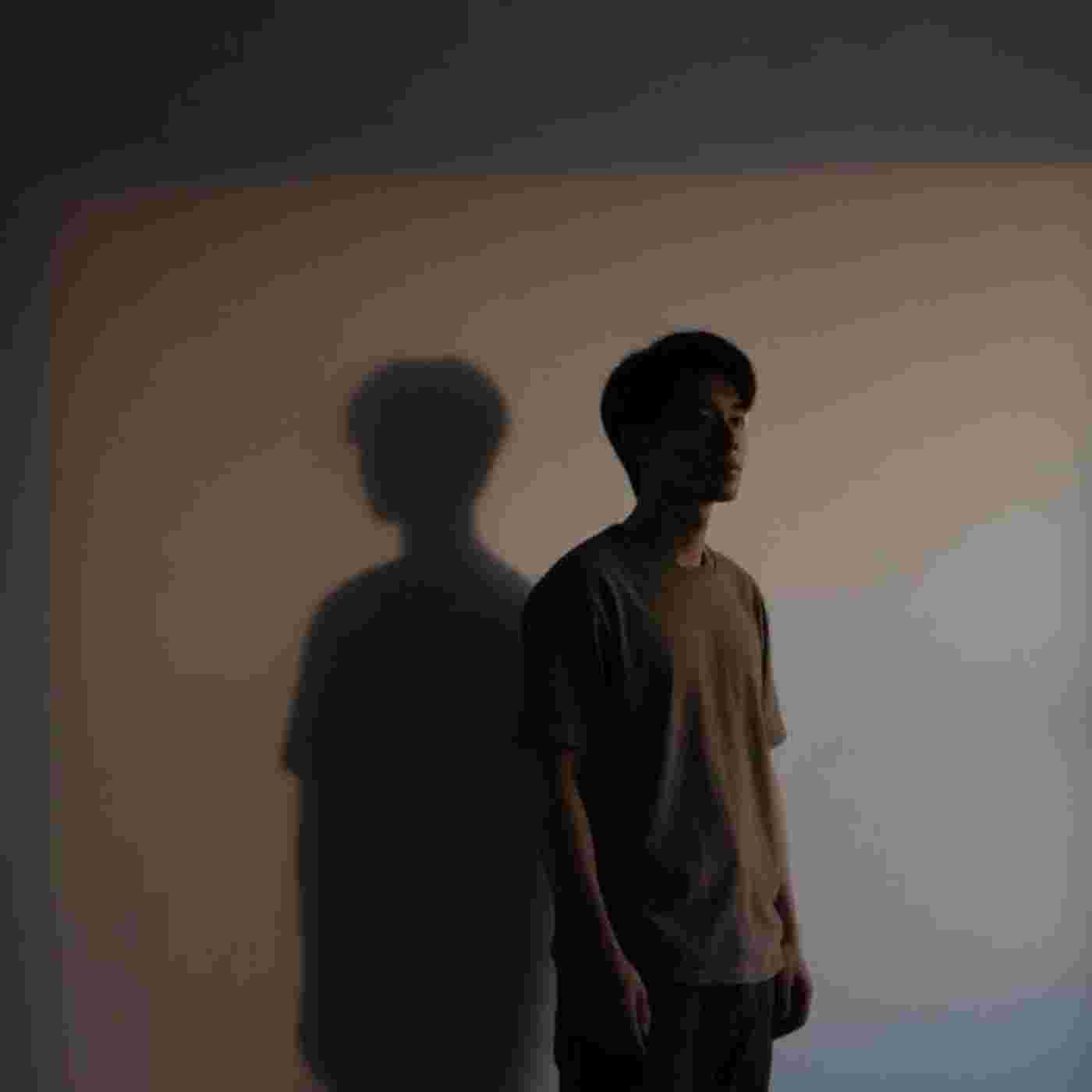 https://media.wavpub.com/46/ed/4b/20250625193307-beswjDpSqmKKUgxM.jpg
