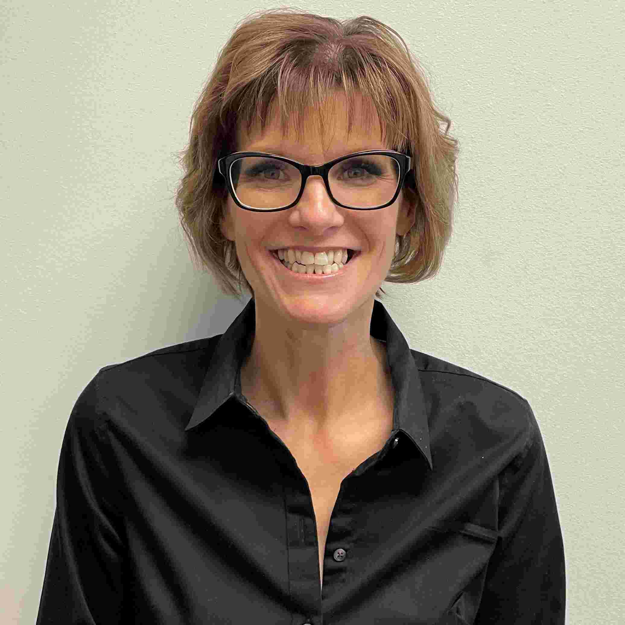 https://pbcdn1.podbean.com/imglogo/ep-logo/pbblog15133253/Stacie_Packard_a2btzr.jpg