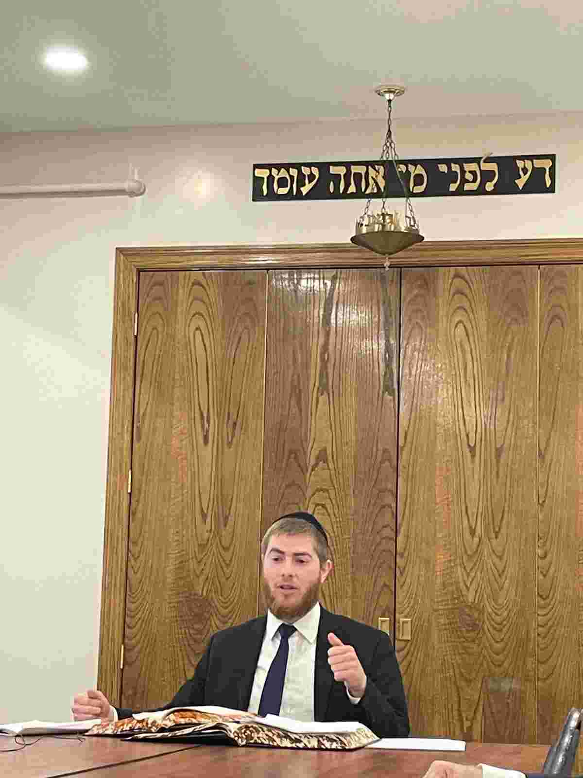 https://pbcdn1.podbean.com/imglogo/ep-logo/pbblog15424023/Chol_Hamoed_Shiur_imagea12zx.jpg