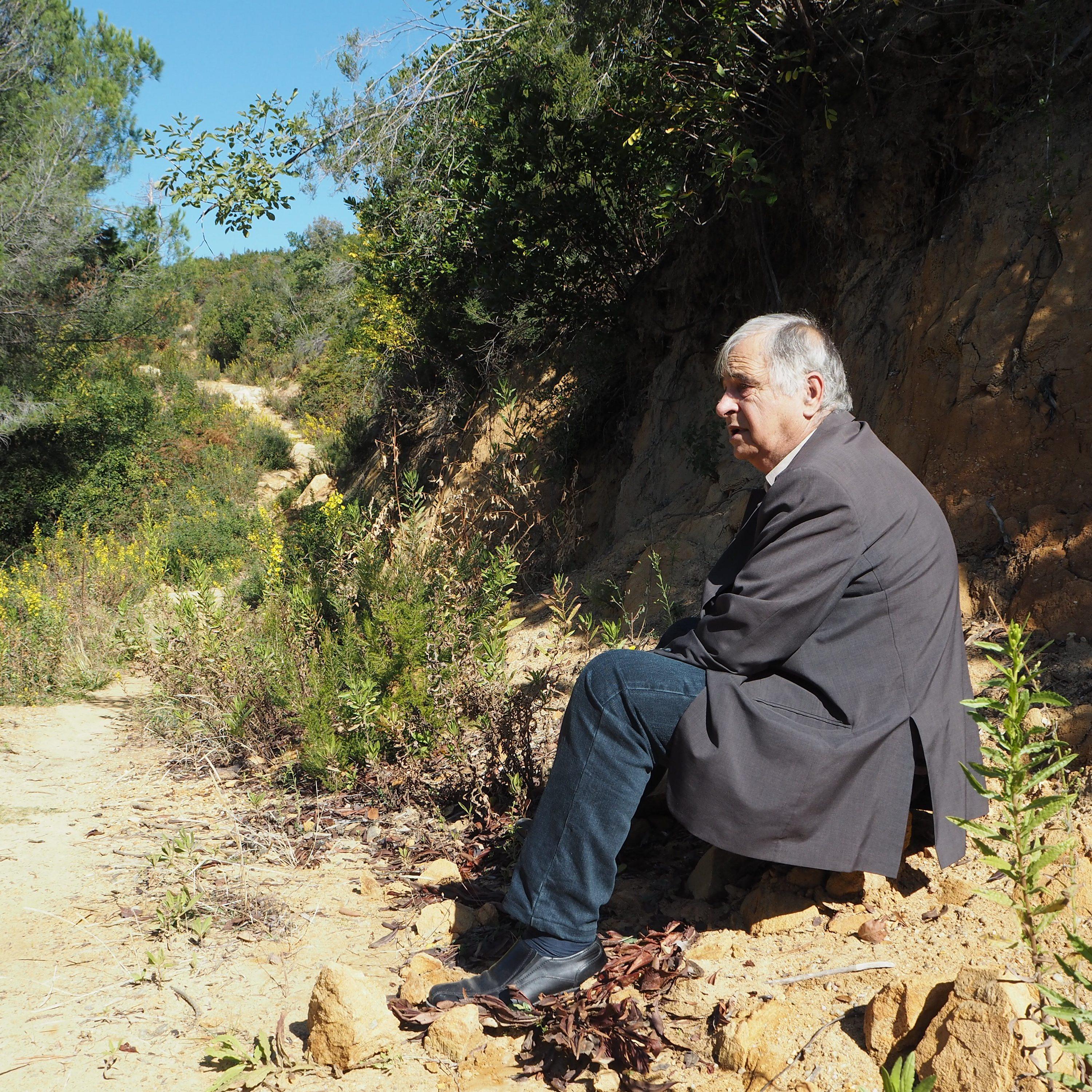 http://ichef.bbci.co.uk/images/ic/3000x3000/p05kgtf7.jpg
