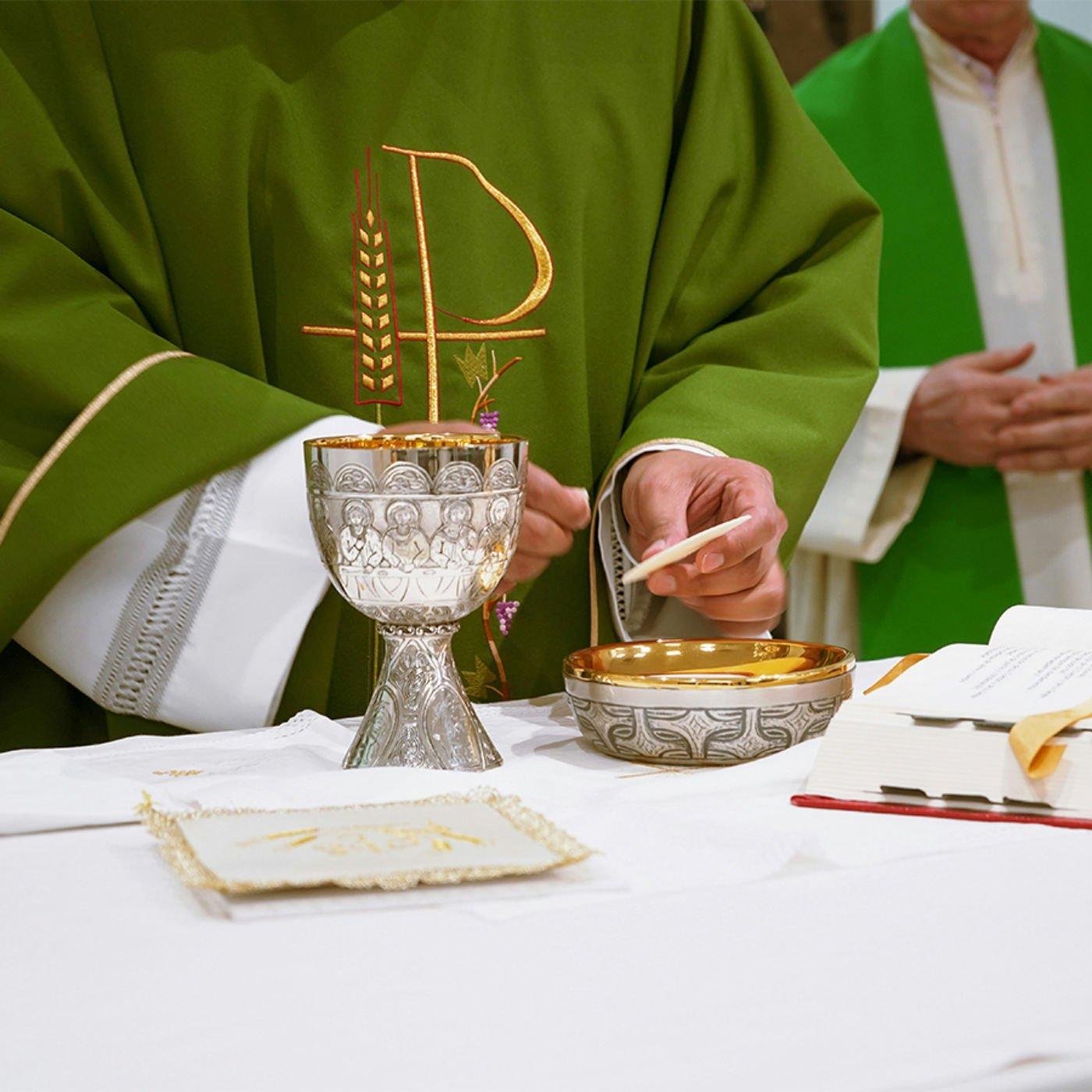 https://cdn.catholic.com/wp-content/uploads/THUMB-CA-2-1-1400x1400.jpg