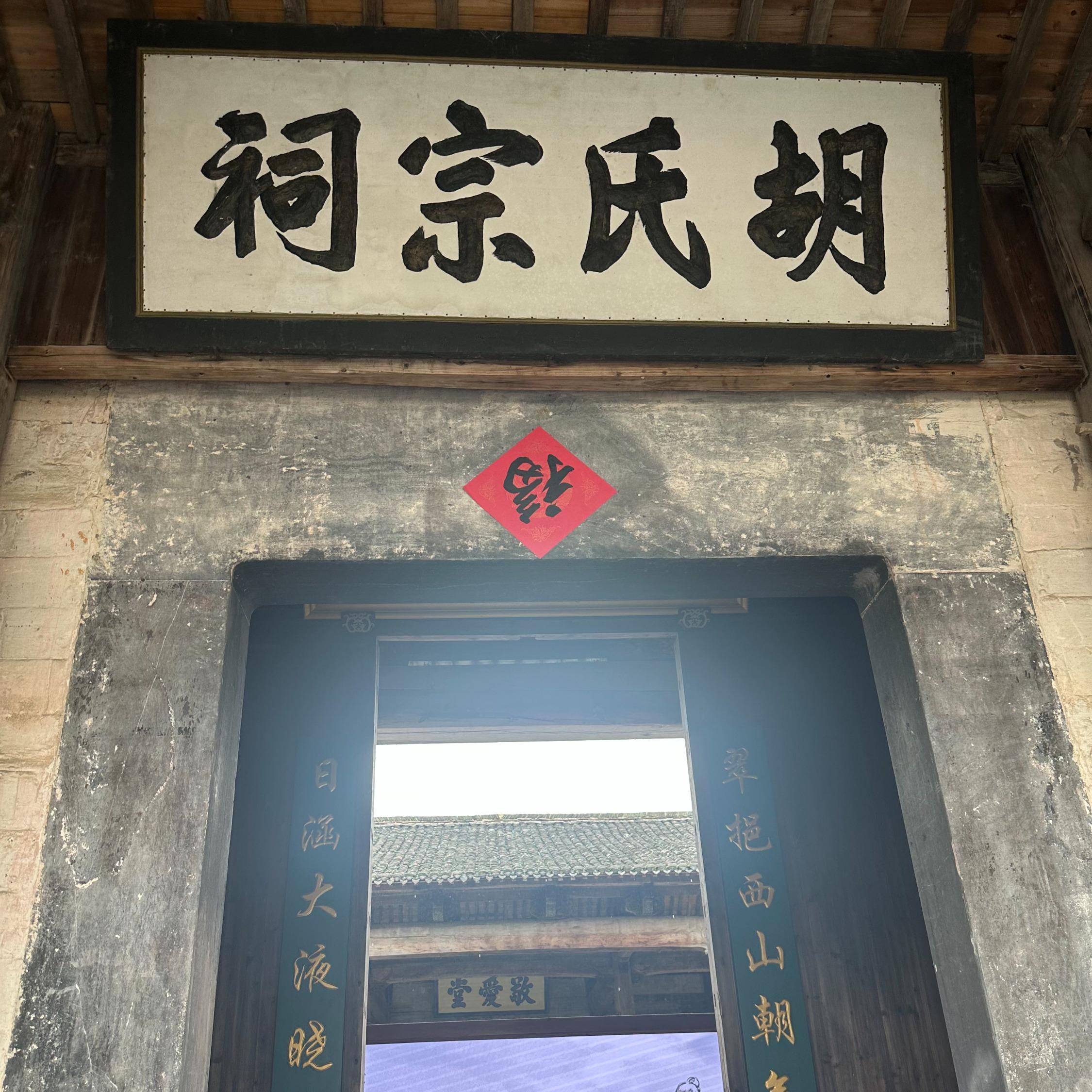 https://fdfs.xmcdn.com/storages/bcc1-audiofreehighqps/8E/AA/GKwRIJEMnxiiABAAAAQQ0wfA.jpeg