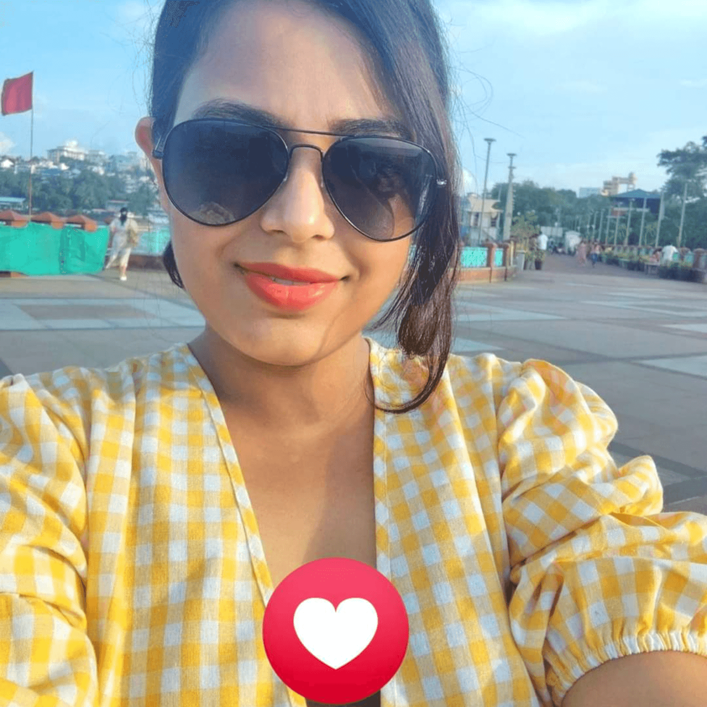 https://media.rss.com/modern-love/ep_cover_20241008_081053_983363ba2e97f8c52cbc9548cfcceb06.png