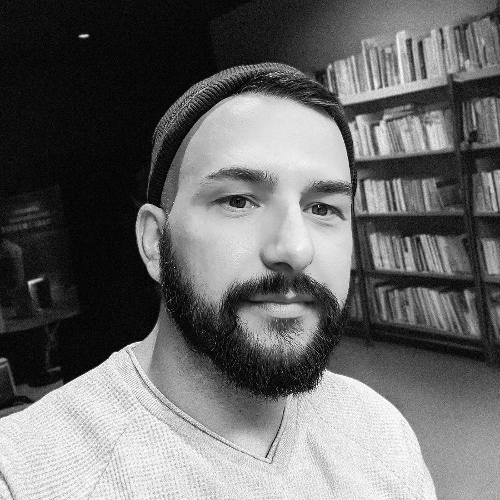 https://pbcdn1.podbean.com/imglogo/ep-logo/pbblog21277721/podcast-profile-photo.jpg