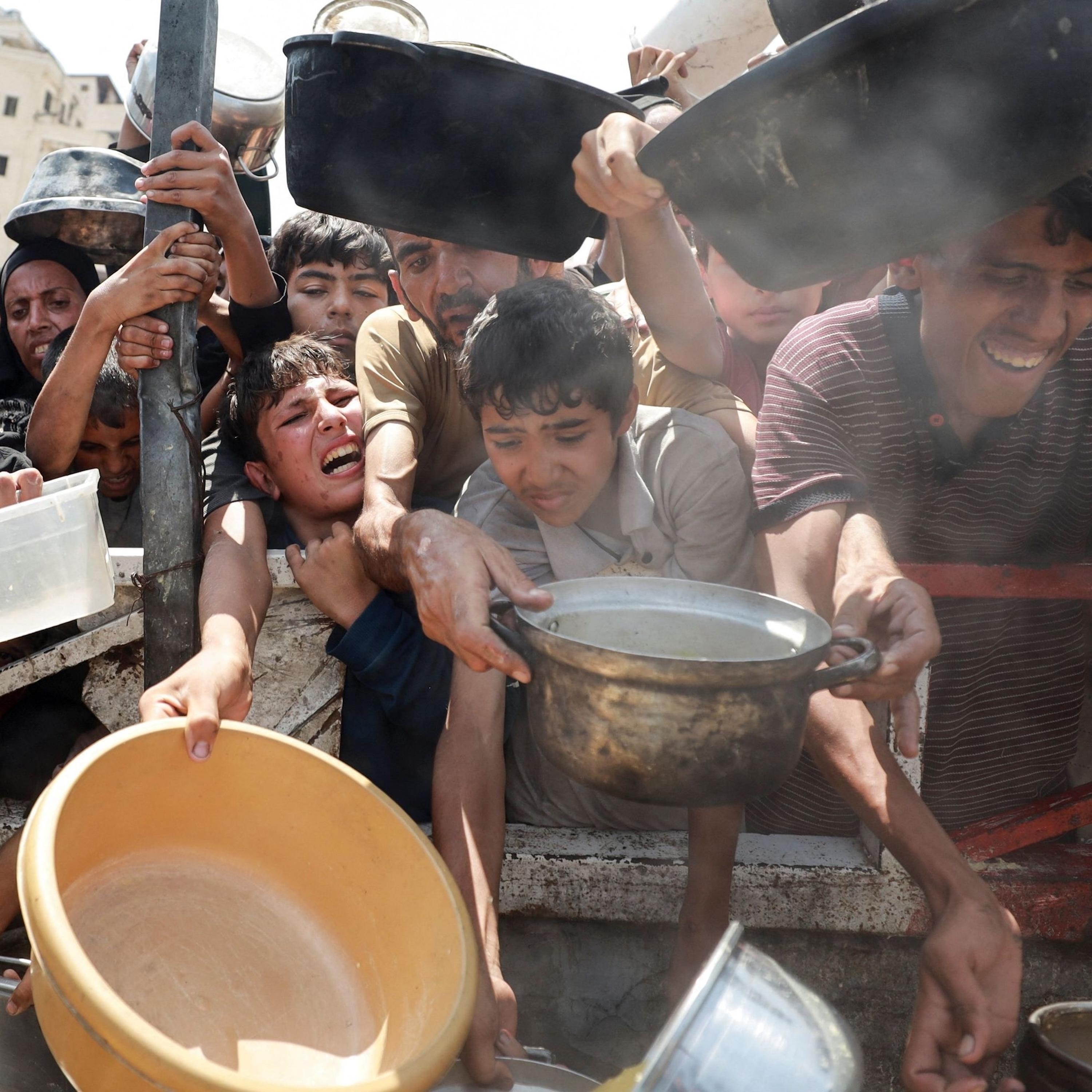https://podcast.posttv.com/series/20250728/t_1753734343185_name_gaza_square.jpg