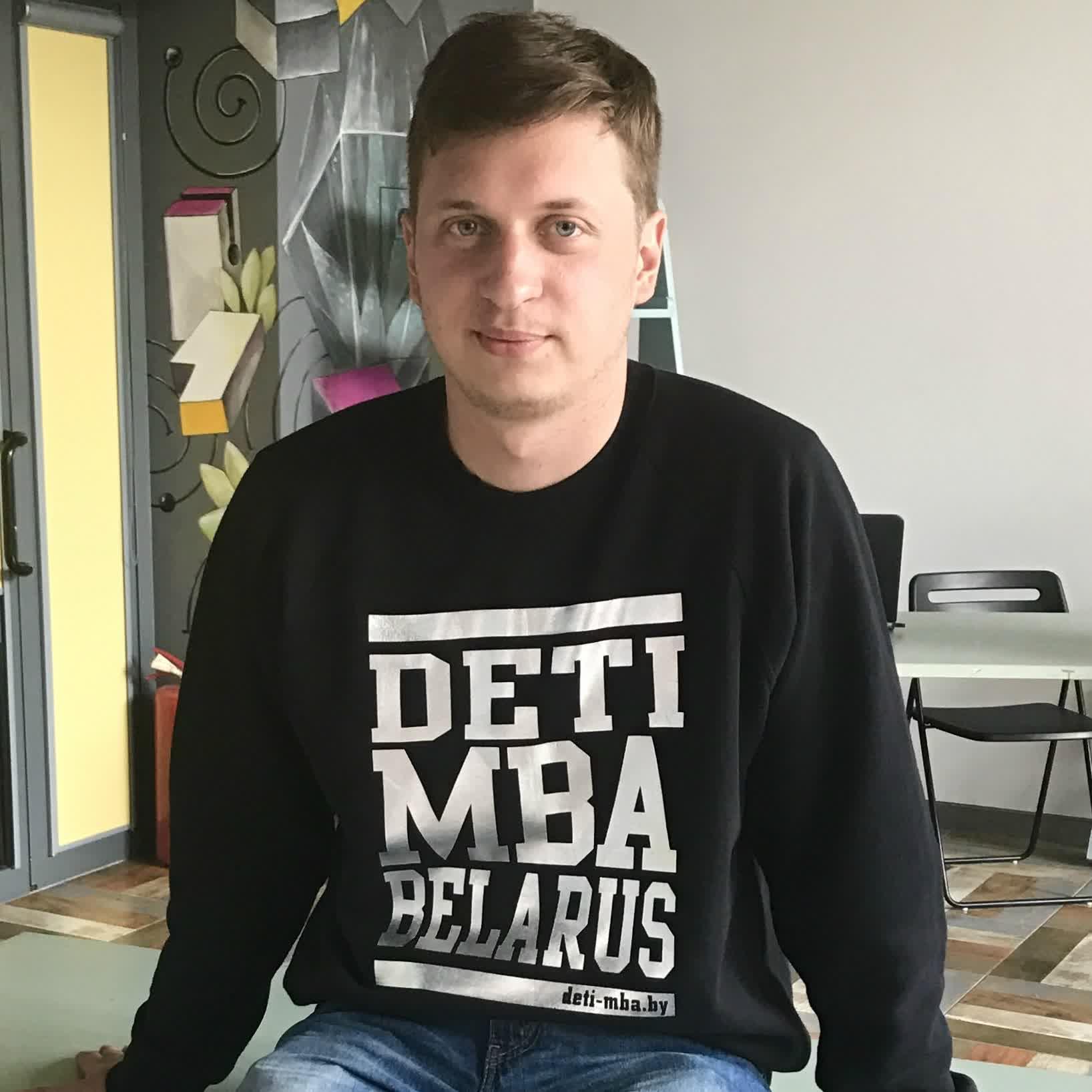 https://s3.castbox.fm/6a/67/77/c4656e421fa3436f01ed77c375.jpg
