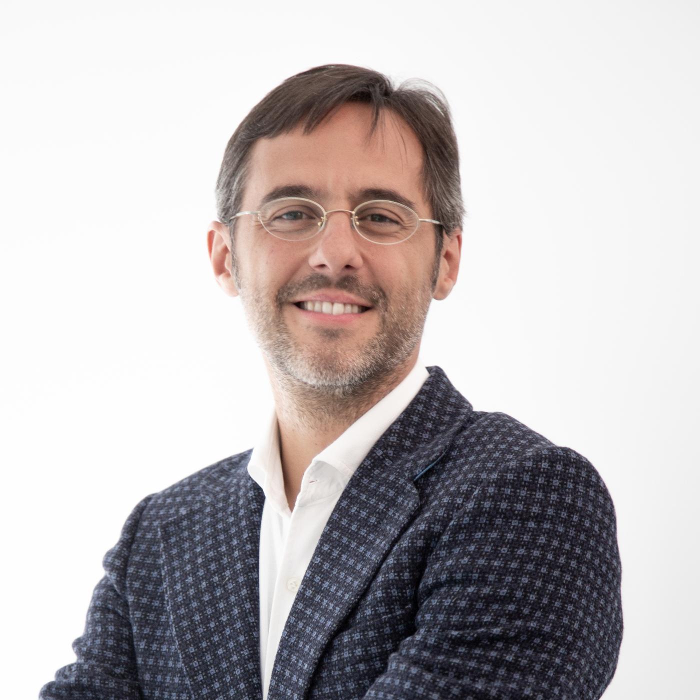 https://static-1.ivoox.com/canales/e/d/2/7/ed276857172d851637634bfea922b0fc_XXL.jpg