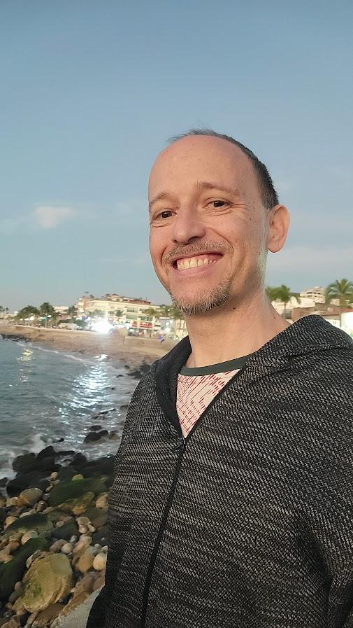 https://static.libsyn.com/p/assets/2/f/4/e/2f4ea2c1b5ae1f84d959afa2a1bf1c87/Curtis_Podcast.jpg