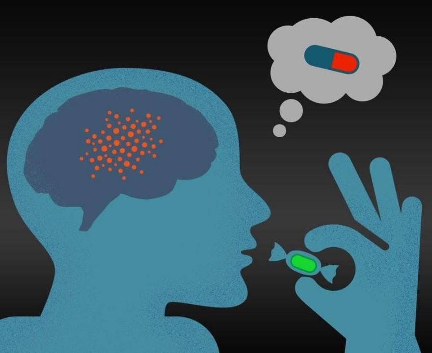 https://universodapsicologia.com/wp-content/uploads/2024/07/efeito_placebo_mente-corpo.jpg