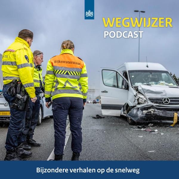 https://is1-ssl.mzstatic.com/image/thumb/Podcasts221/v4/2c/92/8c/2c928cba-250b-3793-29a9-b10f9325da70/mza_898763888434402591.jpg/600x600bb.jpg
